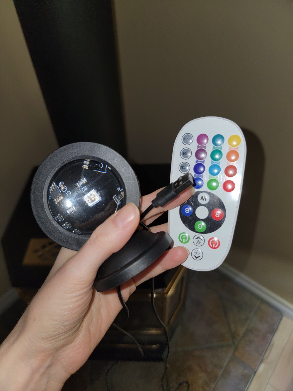 RGB LED Sunset Light with Remote Control - New - Picture 3 of 6